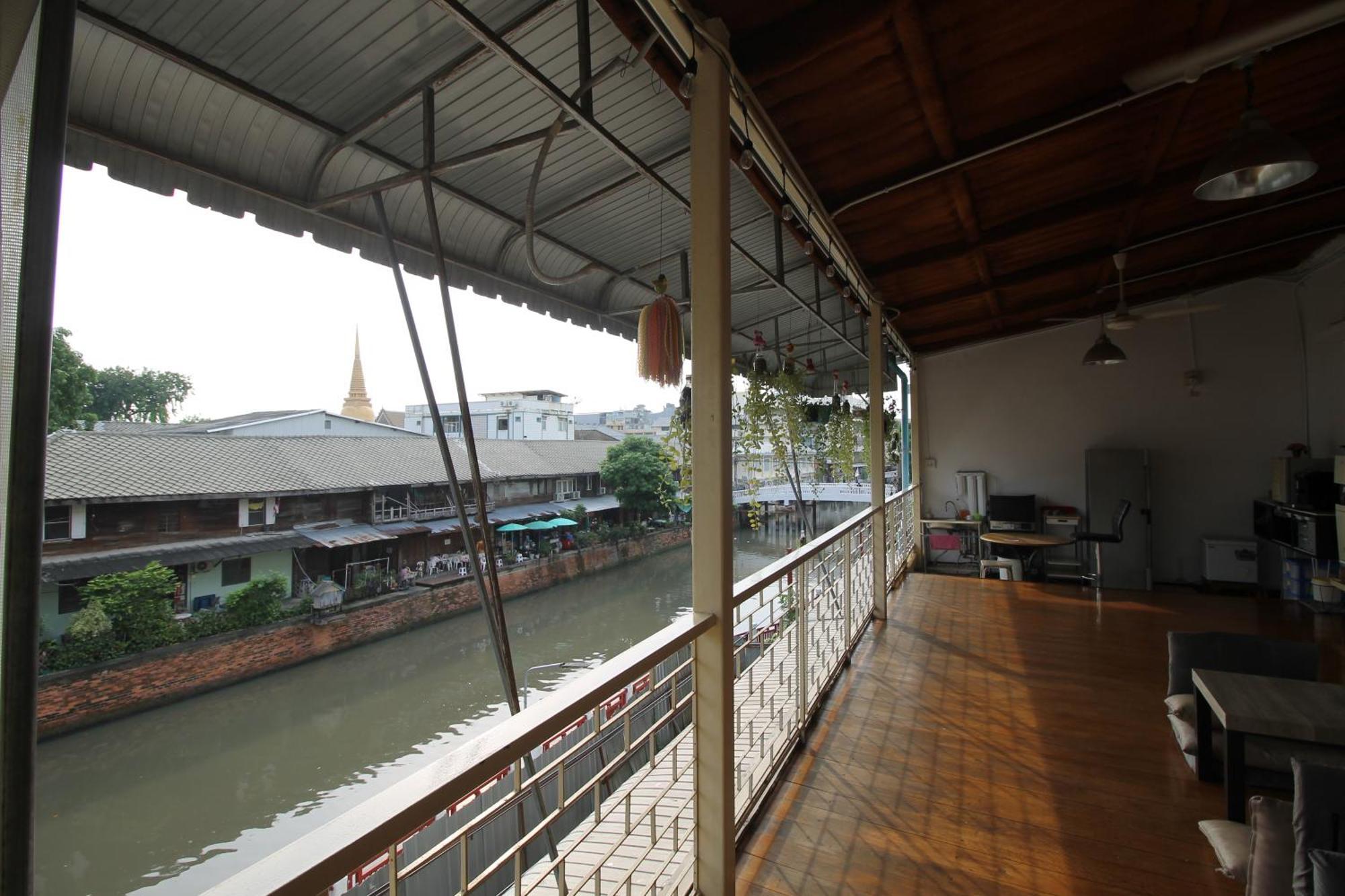 Baan Nampetch Hostel Bangkok Zewnętrze zdjęcie