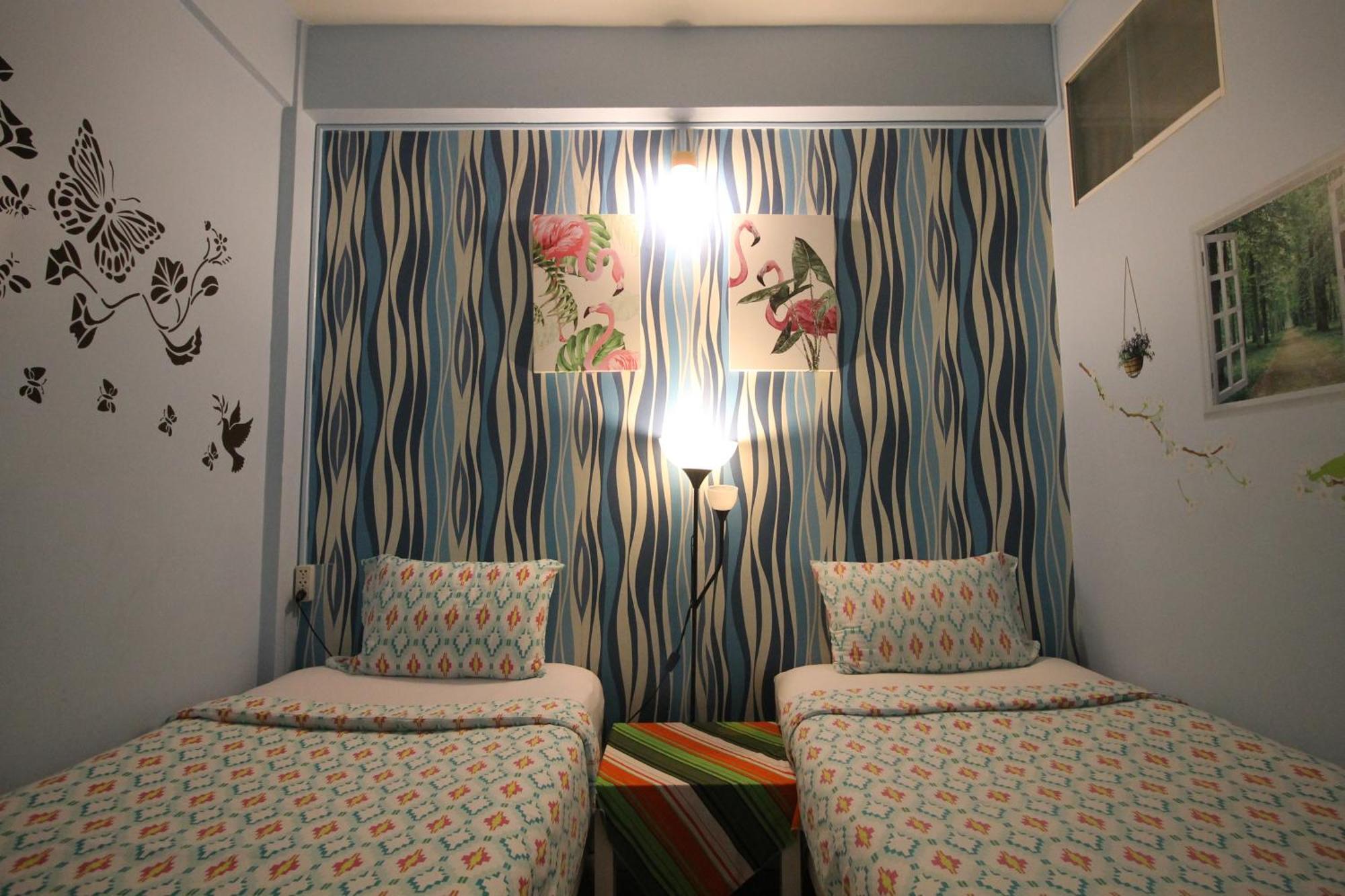 Baan Nampetch Hostel Bangkok Zewnętrze zdjęcie