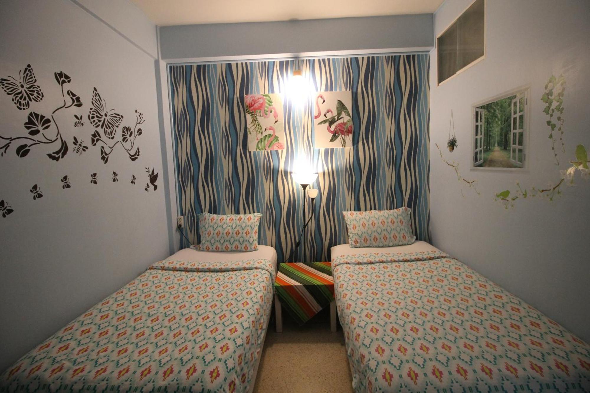 Baan Nampetch Hostel Bangkok Zewnętrze zdjęcie