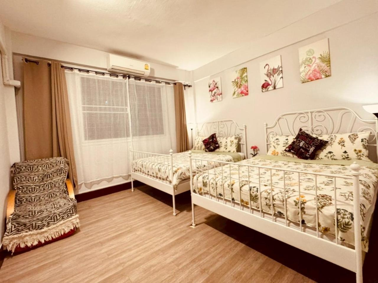 Baan Nampetch Hostel Bangkok Zewnętrze zdjęcie
