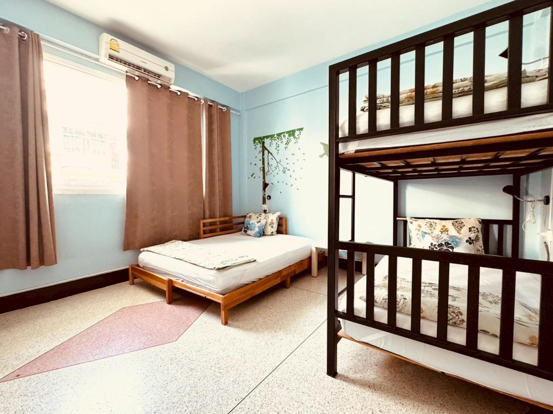 Baan Nampetch Hostel Bangkok Zewnętrze zdjęcie