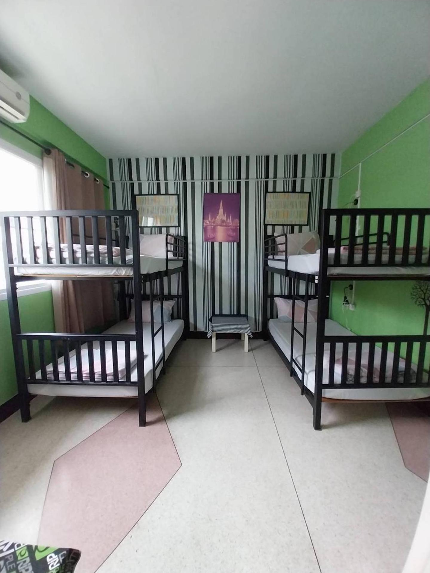 Baan Nampetch Hostel Bangkok Zewnętrze zdjęcie
